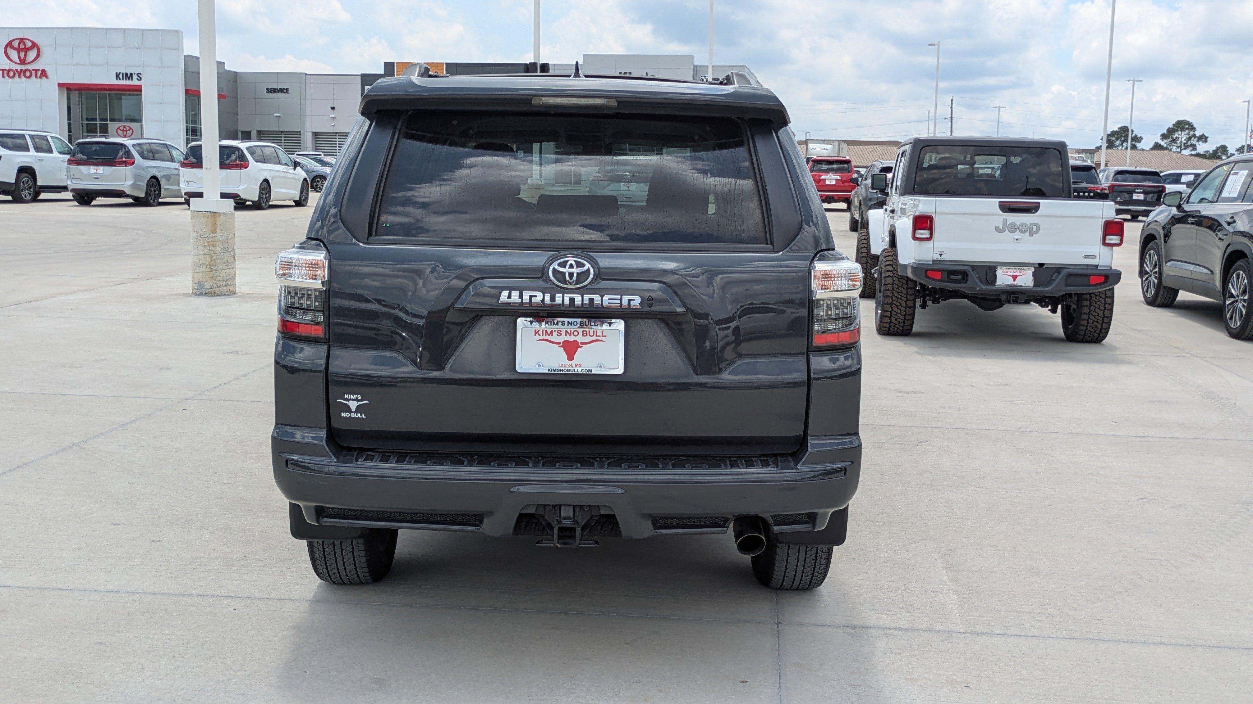 Used 2024 Toyota 4Runner TRD Sport AWD/4WD image 4