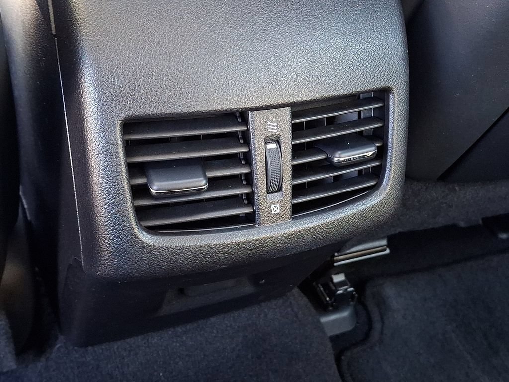Used 2016 Lexus ES 300h w/ Navigation System Package FWD image 11