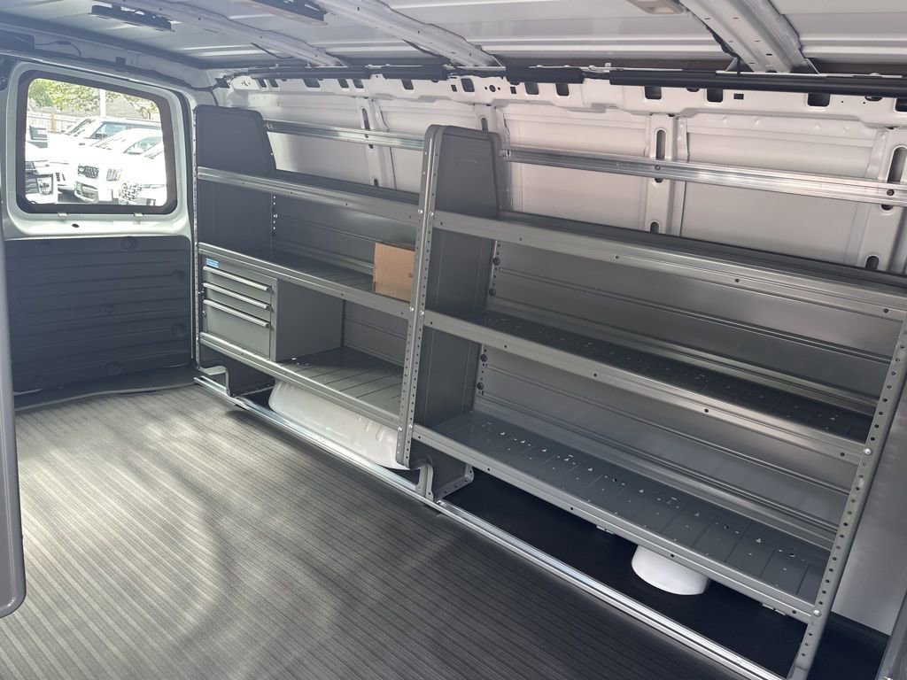 New 2025 Chevrolet Express 2500 Work Van w/ Driver Convenience Package image 21