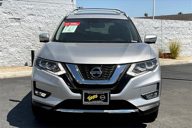 Certified 2019 Nissan Rogue SL w/ Premium Package image 2