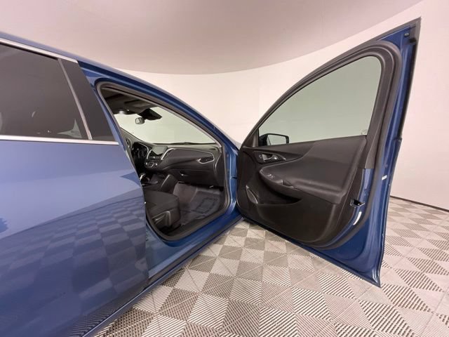 Used 2024 Chevrolet Malibu LT FWD image 12