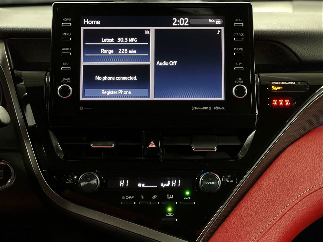 Used 2023 Toyota Camry XSE image 30