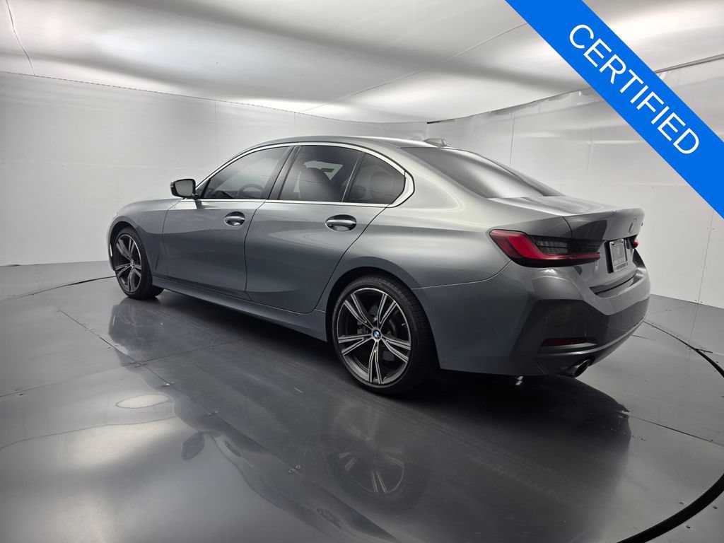 Certified 2024 BMW 330i Sedan w/ Convenience Package RWD image 4