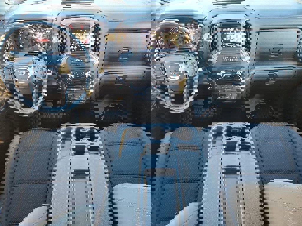 Used 2024 GMC Sierra 2500 Pro image 10