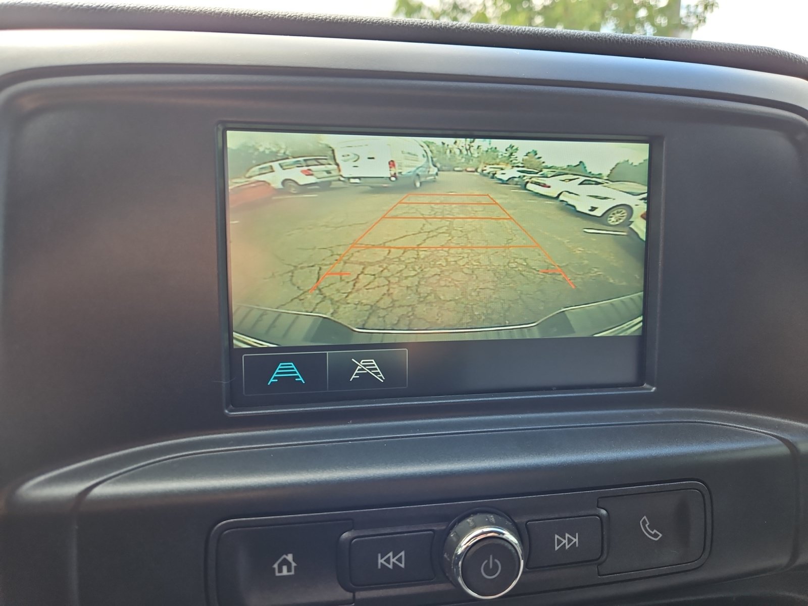 Used 2018 Chevrolet Silverado 1500 Custom RWD image 19