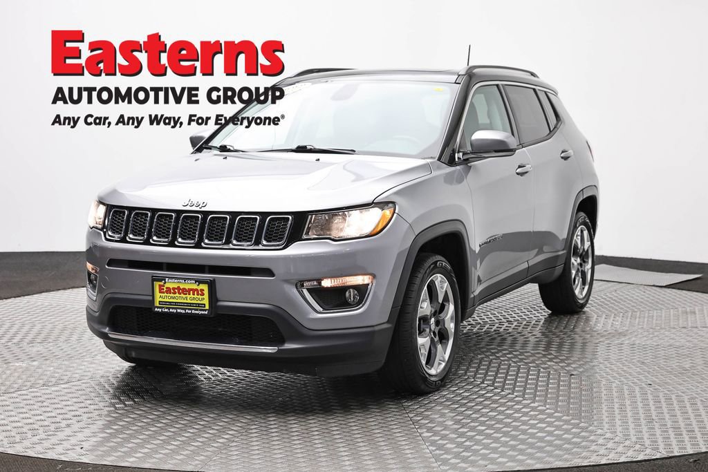 Used 2018 Jeep Compass Limited w/ Navigation Group AWD/4WD image 1