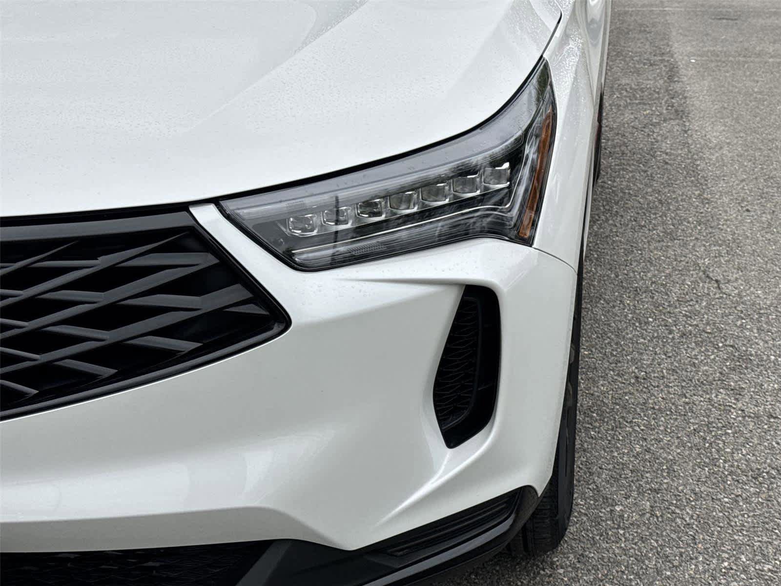 Certified 2025 Acura RDX SH-AWD image 9