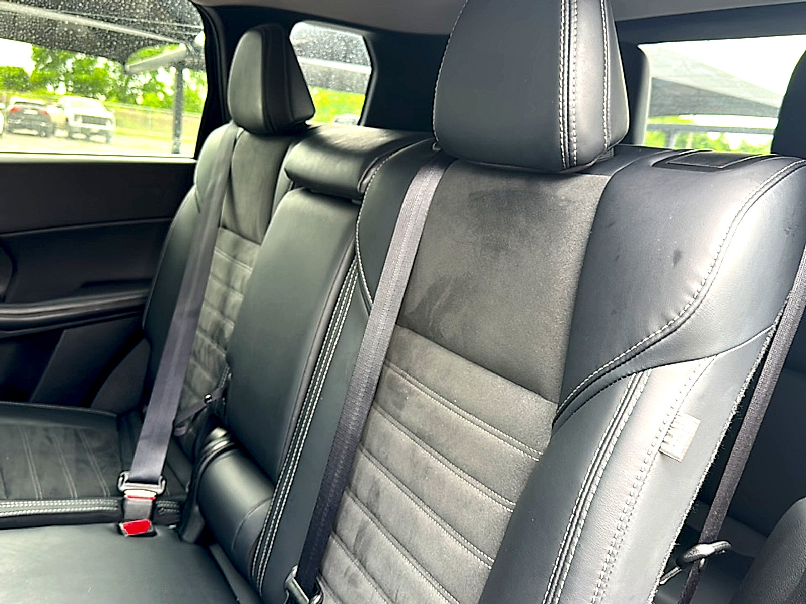 Used 2024 Mitsubishi Outlander SE FWD image 19