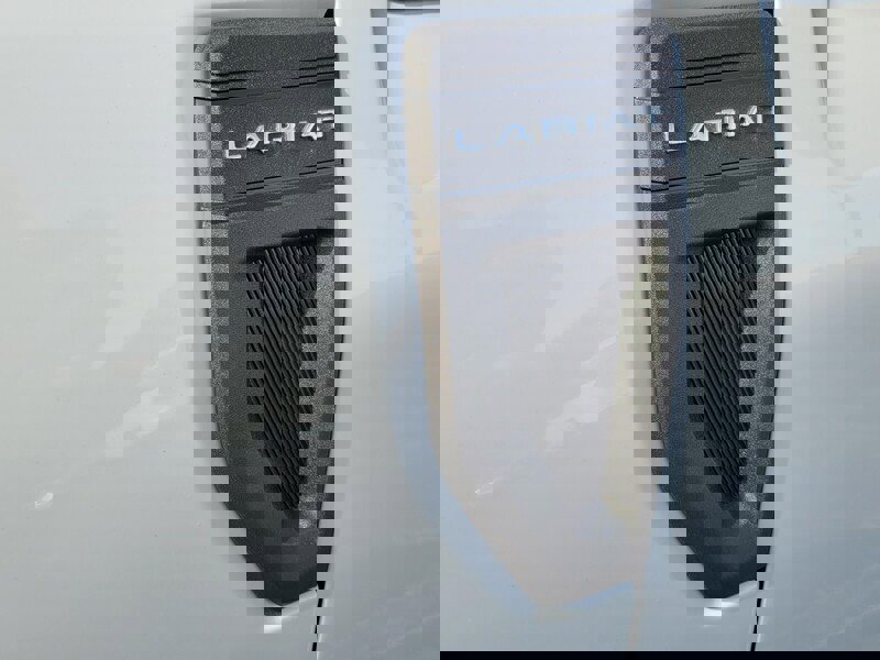 Used 2025 Ford Maverick Lariat image 15