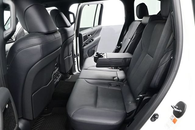Used 2025 Lexus LX 700h Overtrail AWD/4WD image 13