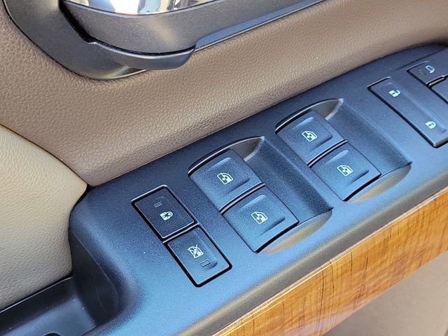 Used 2014 GMC Sierra 1500 SLT w/ SLT Preferred Package image 16