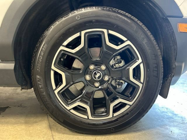 Used 2025 Ford Bronco Sport Outer Banks AWD/4WD image 11
