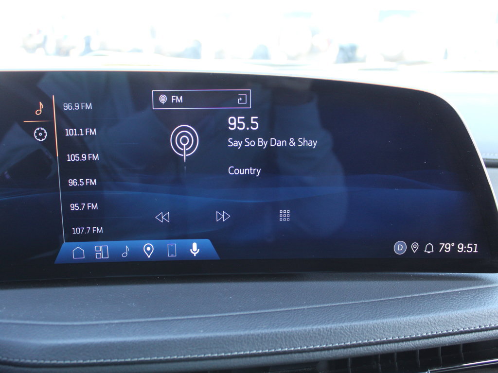 Used 2025 Cadillac XT4 Premium Luxury AWD/4WD image 12