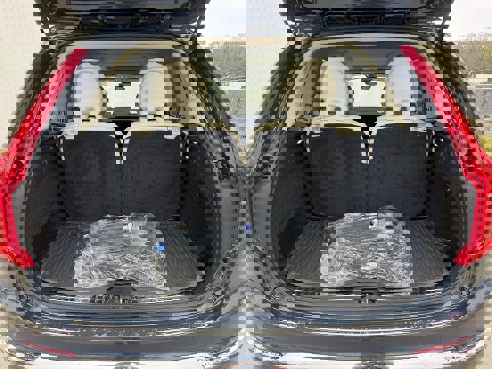 Certified 2023 Volvo XC90 B6 Plus w/ Protection Package Premier image 15