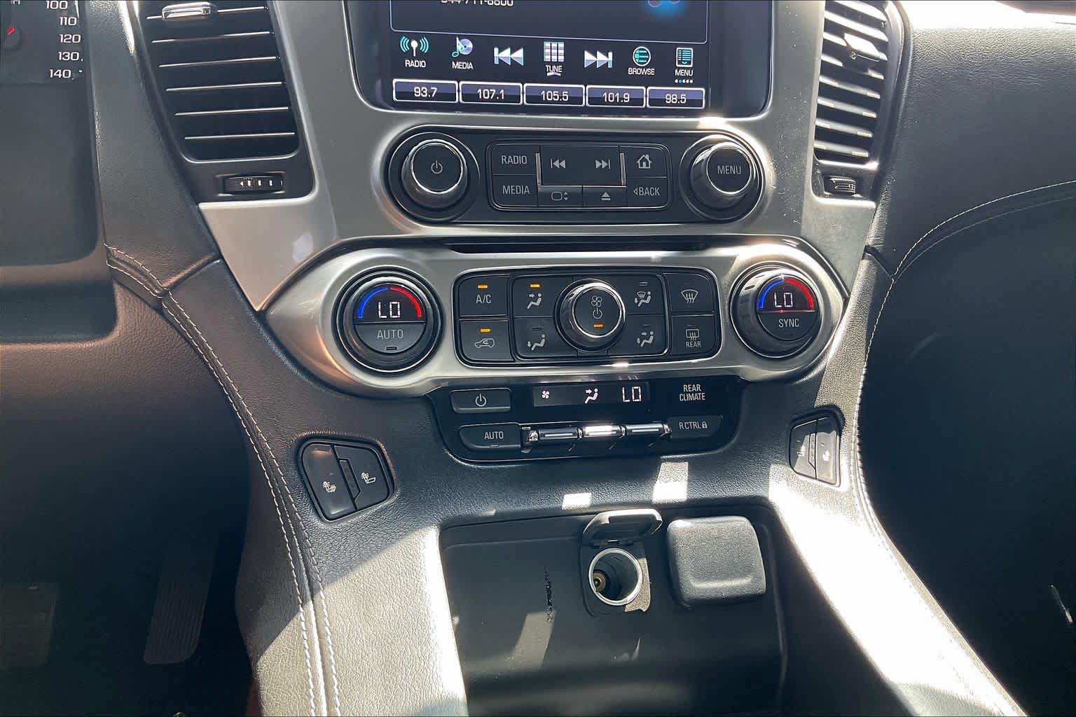 Used 2019 Chevrolet Tahoe LT AWD/4WD image 32