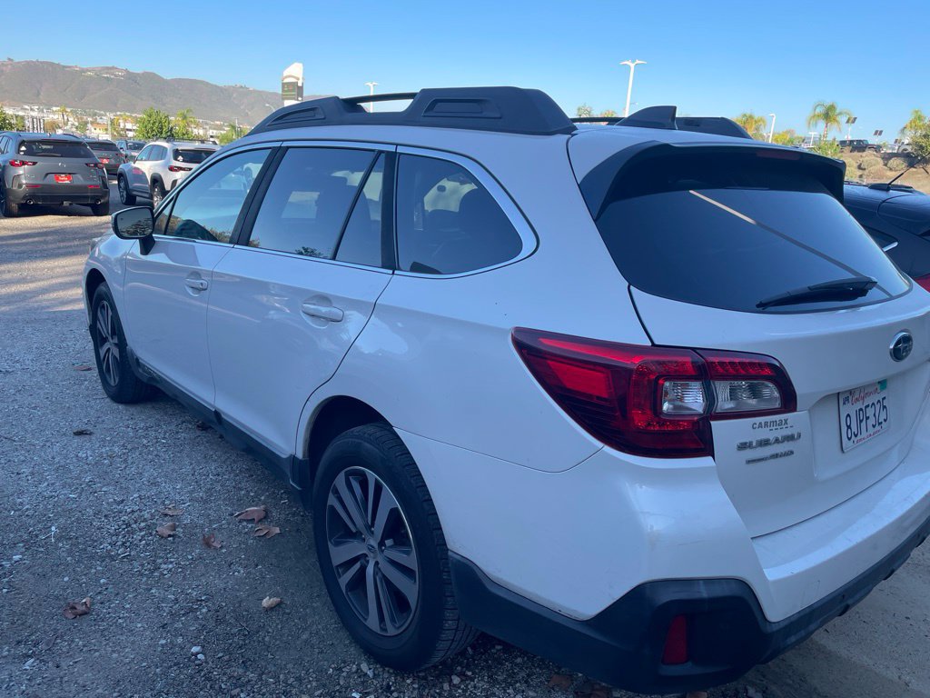 Used 2019 Subaru Outback 3.6R Limited AWD/4WD image 5