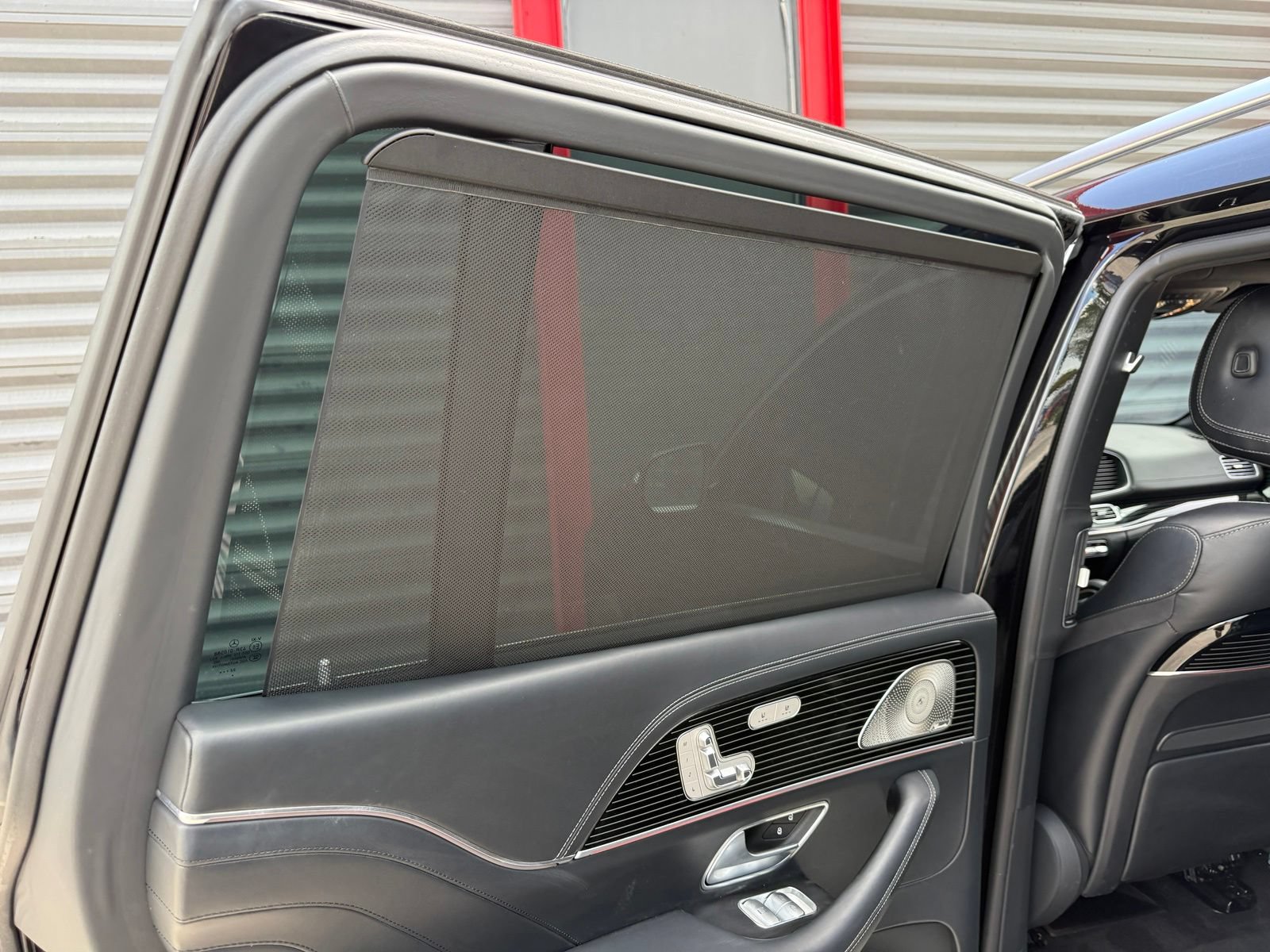 Used 2023 Mercedes-Benz Maybach GLS 600 4MATIC image 33