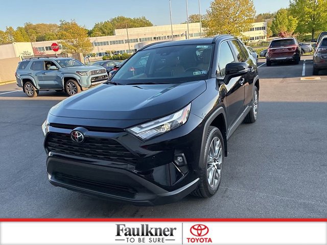 Certified 2022 Toyota RAV4 XLE Premium AWD/4WD image 25