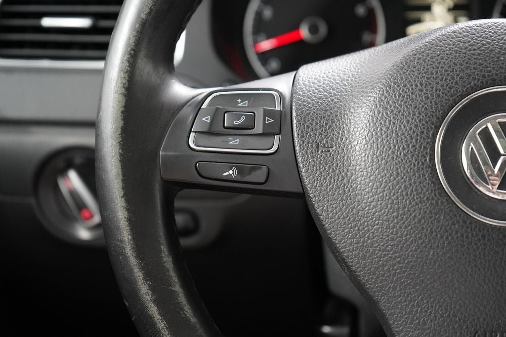 Used 2012 Volkswagen Jetta SE FWD image 14