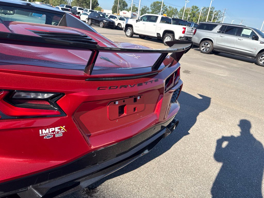 Used 2024 Chevrolet Corvette Stingray Preferred Conv w/ Stealth Interior Trim Package RWD image 27