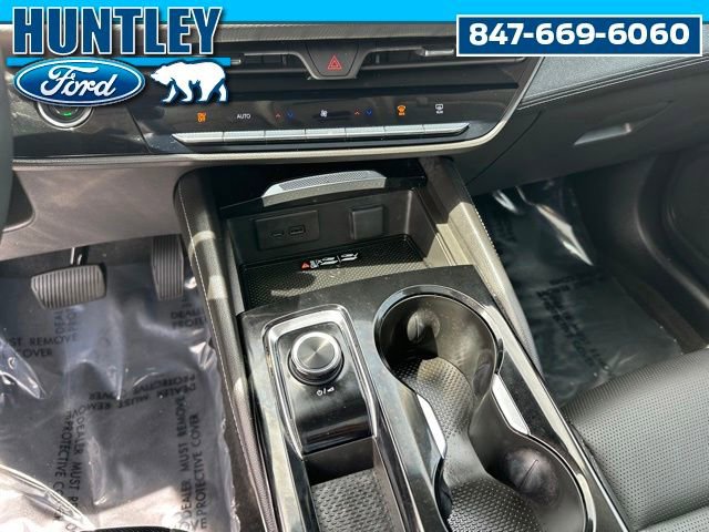 Used 2024 Buick Envision Preferred AWD/4WD image 24