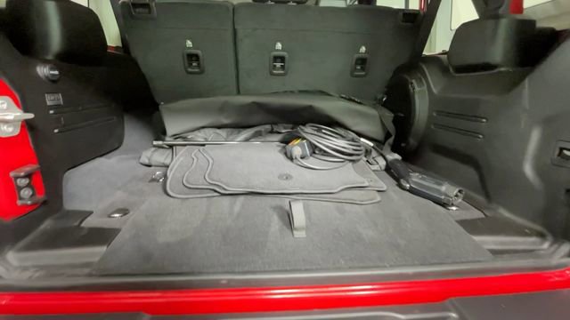 Used 2024 Jeep Wrangler Unlimited Rubicon 4xe w/ Technology Group AWD/4WD image 17