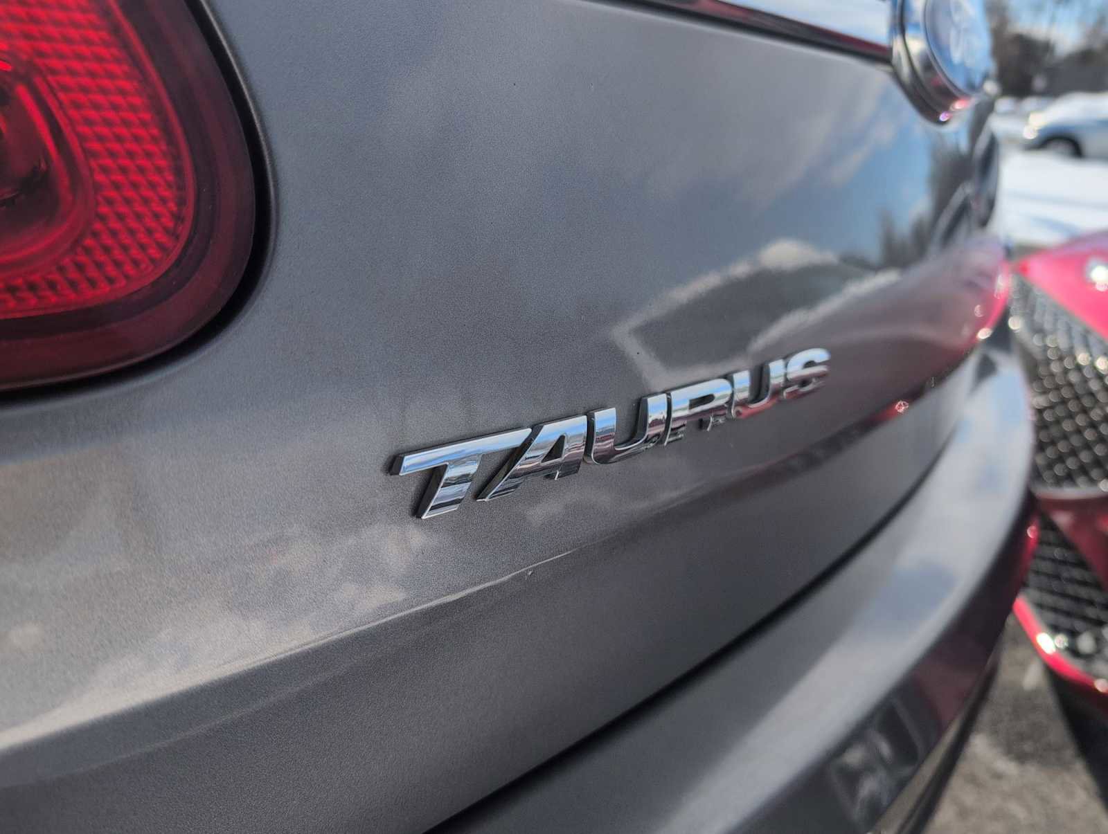 Used 2012 Ford Taurus SEL image 13