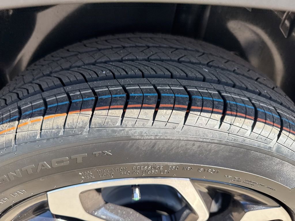 New 2026 Chevrolet Trax RS w/ Sunroof Package image 33