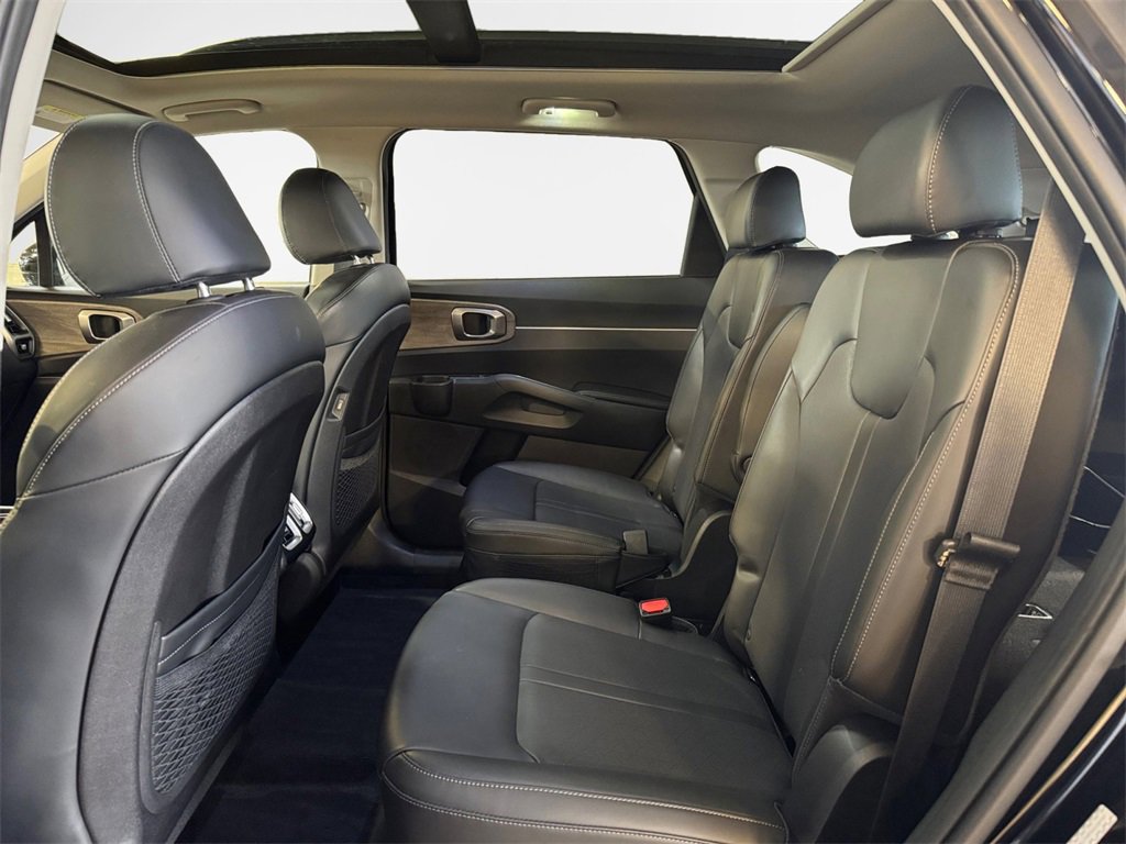 Certified 2023 Kia Sorento X-Line EX image 24