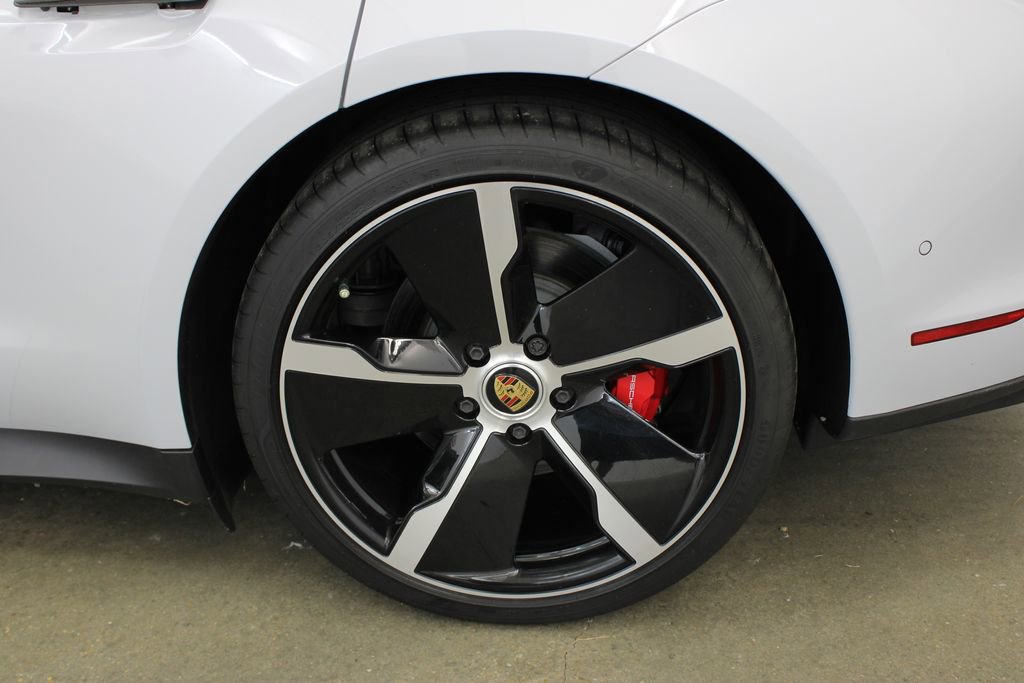 New 2024 Porsche Taycan 4S image 14