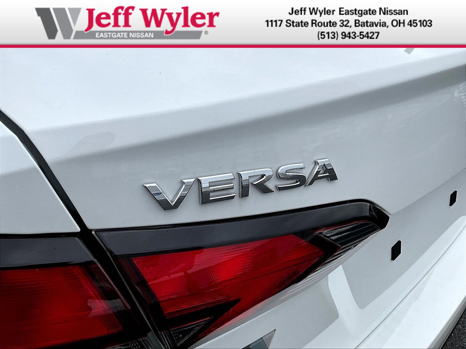 New 2025 Nissan Versa SV w/ Trunk Package FWD image 13