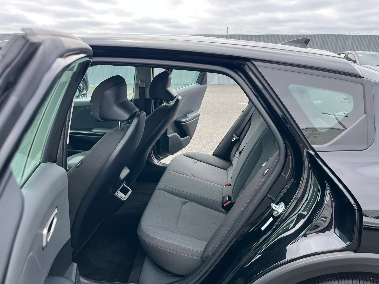 Used 2025 Kia K4 FWD image 25
