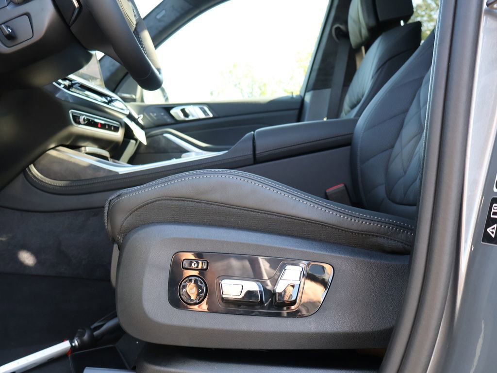 New 2026 BMW X7 xDrive40i w/ Executive Package image 42