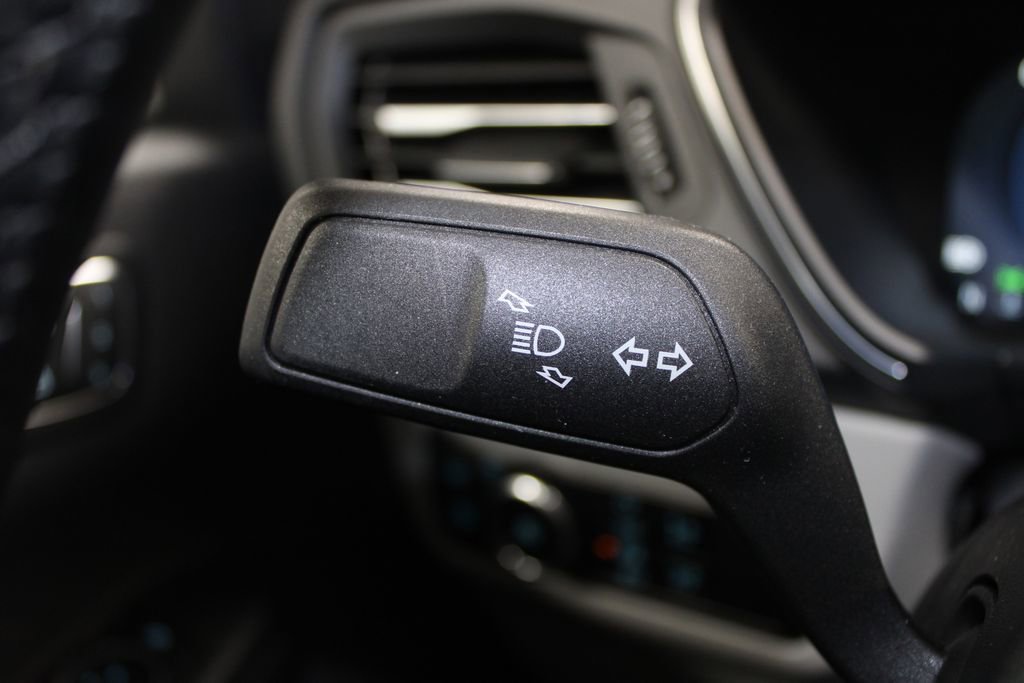 Used 2023 Ford Escape SE w/ PHEV Premium Package image 38