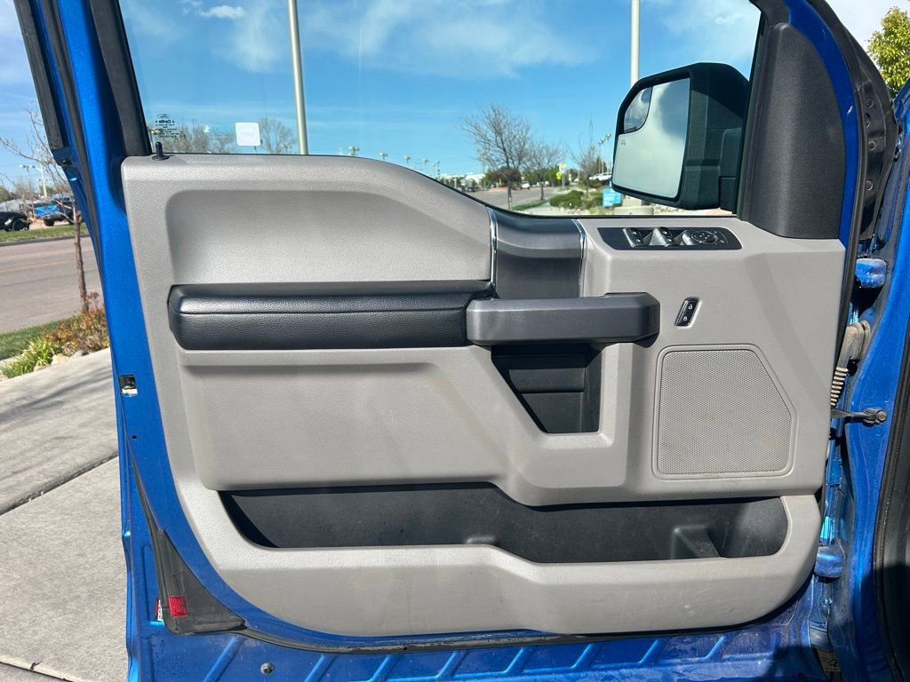 Used 2015 Ford F150 XLT w/ Equipment Group 302A Luxury AWD/4WD image 10