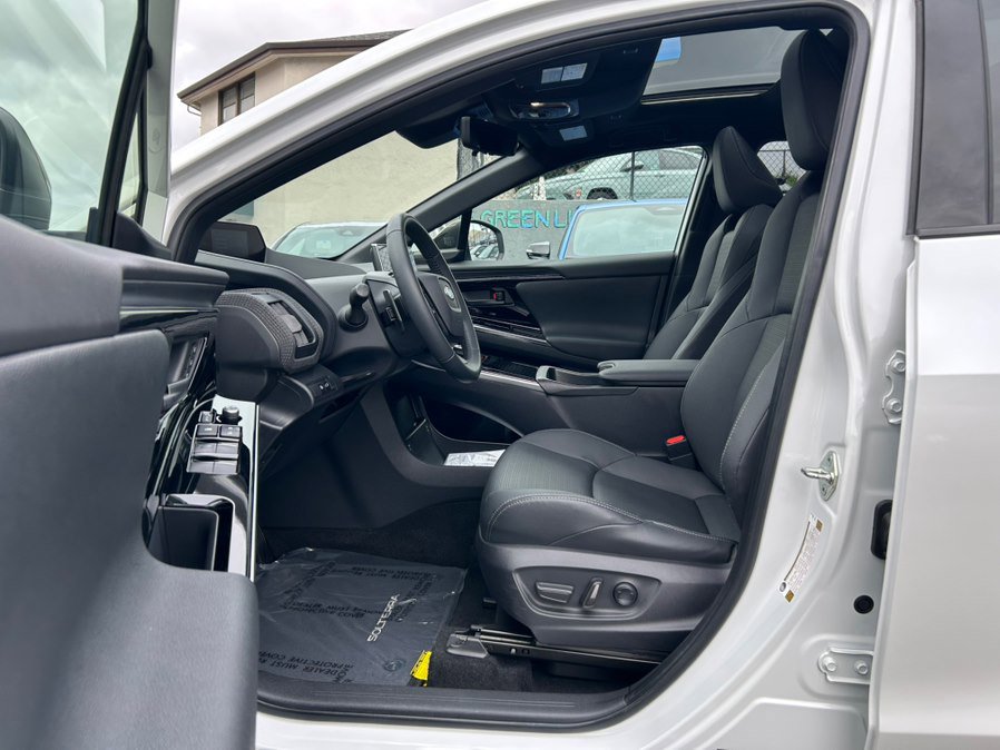 Used 2023 Subaru Solterra AWD image 13