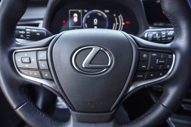Certified 2025 Lexus UX 300h FWD w/ Accessory Package (Z2) image 14
