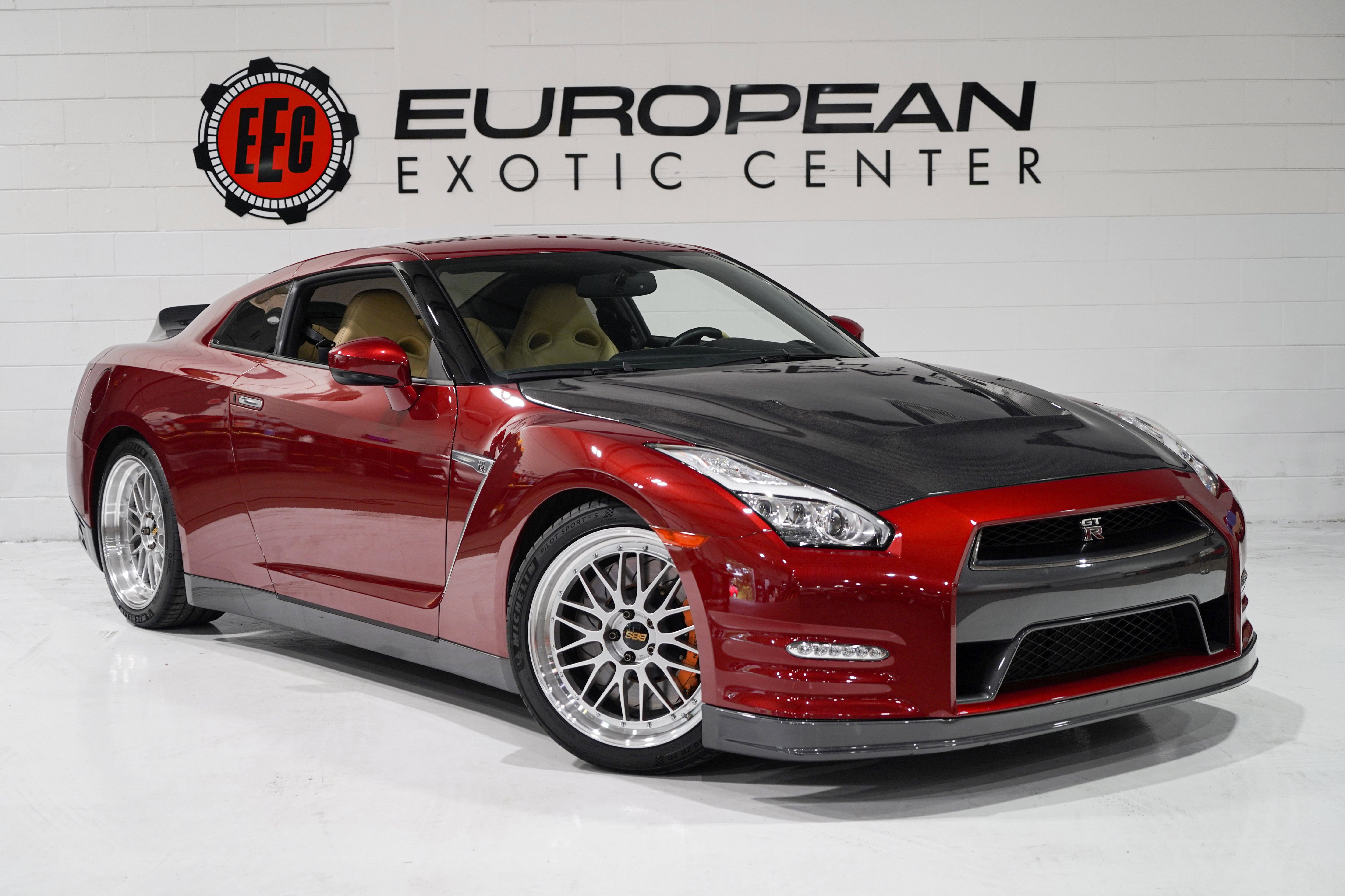 Used 2016 Nissan GT-R Premium