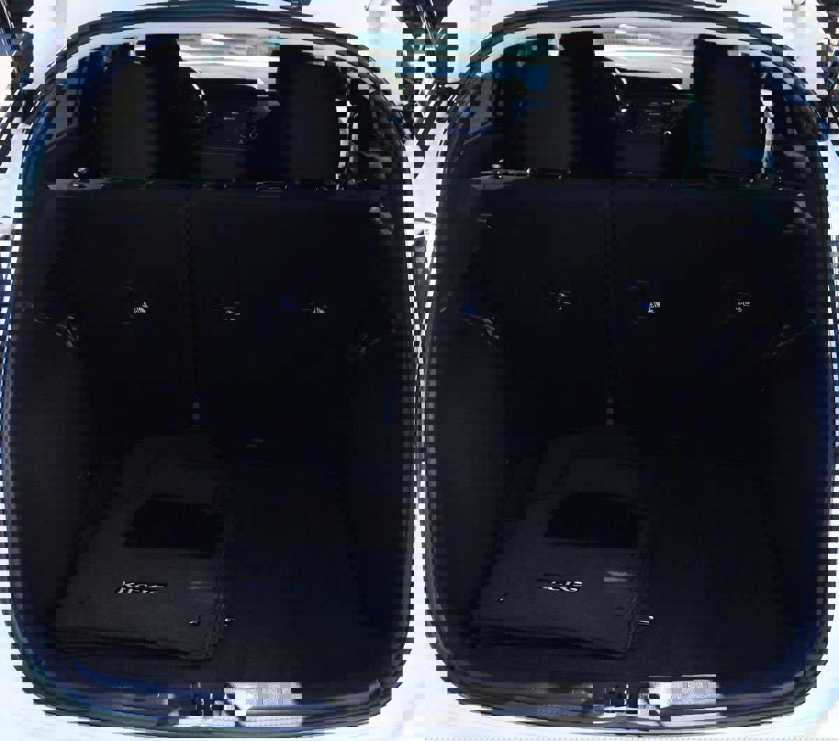 Used 2023 Nissan Kicks SR image 23