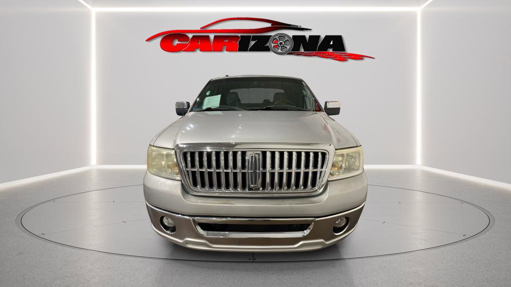 Used 2008 Lincoln Mark LT 4x4 image 2