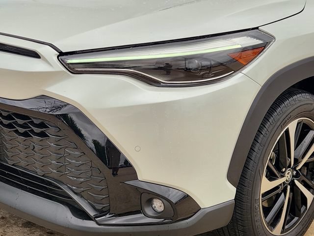 Used 2023 Toyota Corolla Cross AWD Hybrid w/ Convenience Package image 6