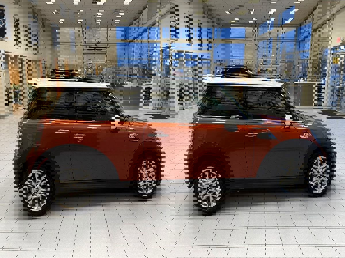Used 2011 MINI Cooper S image 8