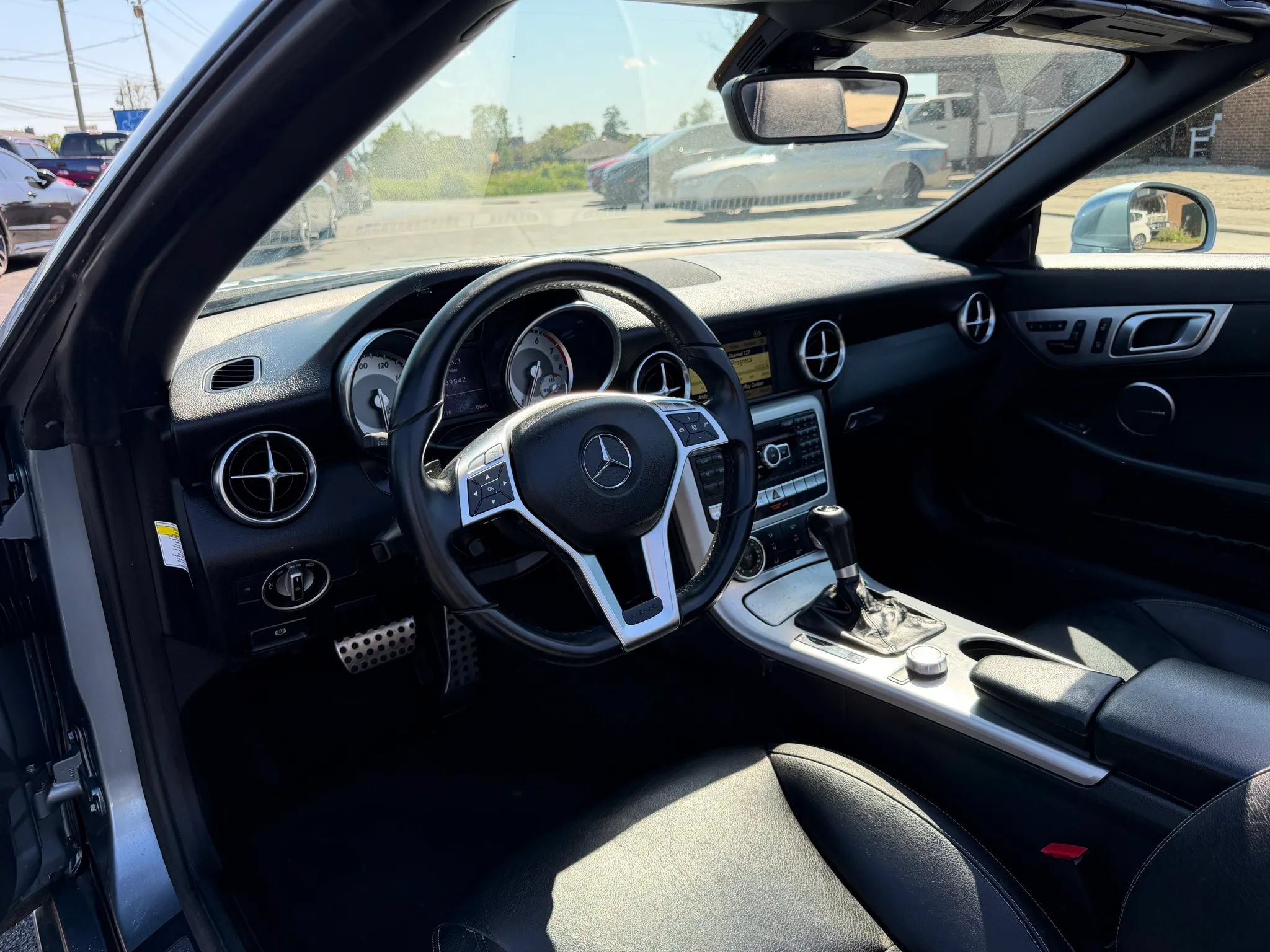 Used 2012 Mercedes-Benz SLK 250 w/ Premium I Pkg image 10