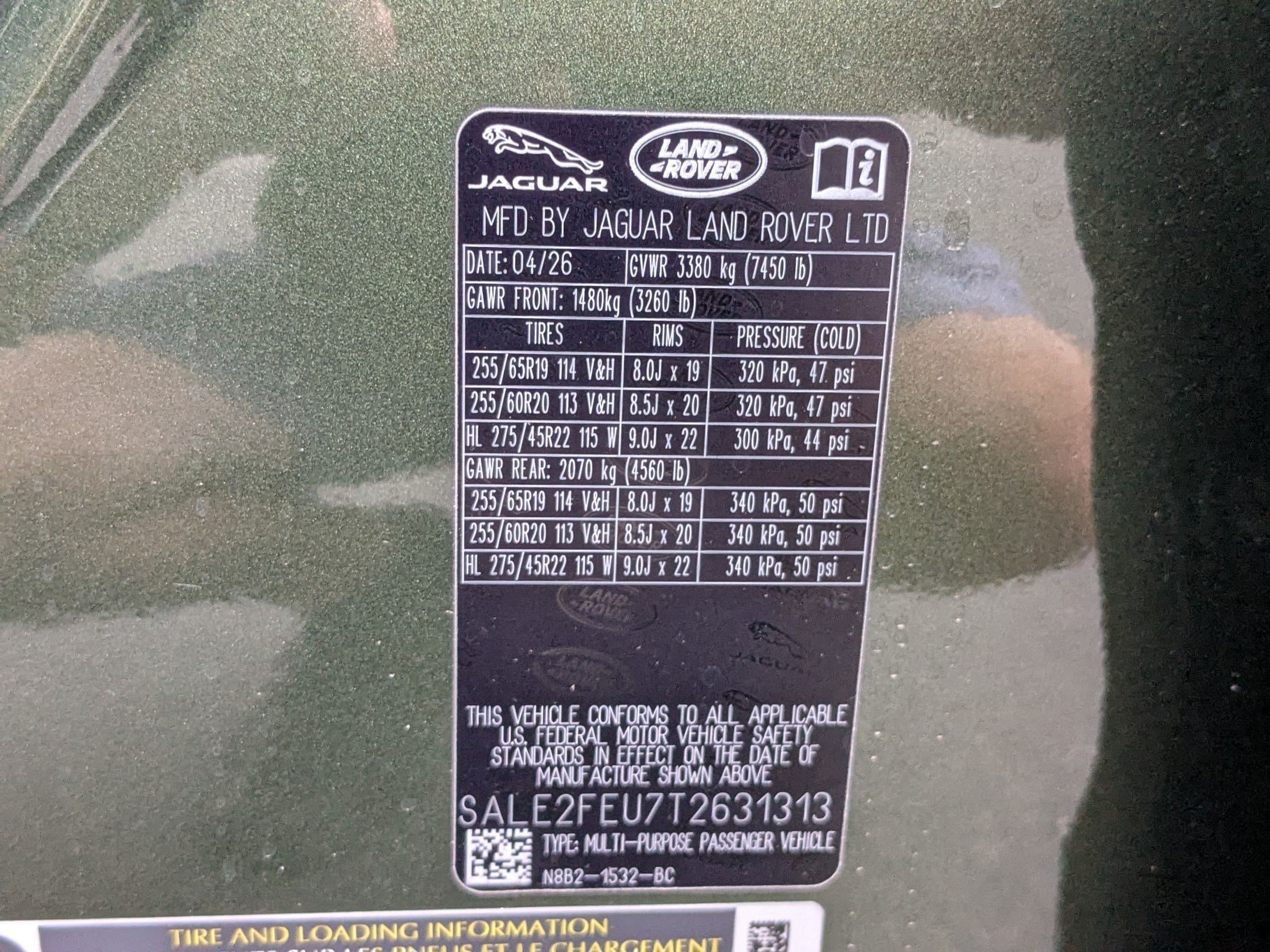 New 2026 Land Rover Defender 130 X-Dynamic SE AWD/4WD image 37