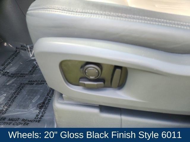 Used 2022 Land Rover Defender 110 X-Dynamic HSE image 19