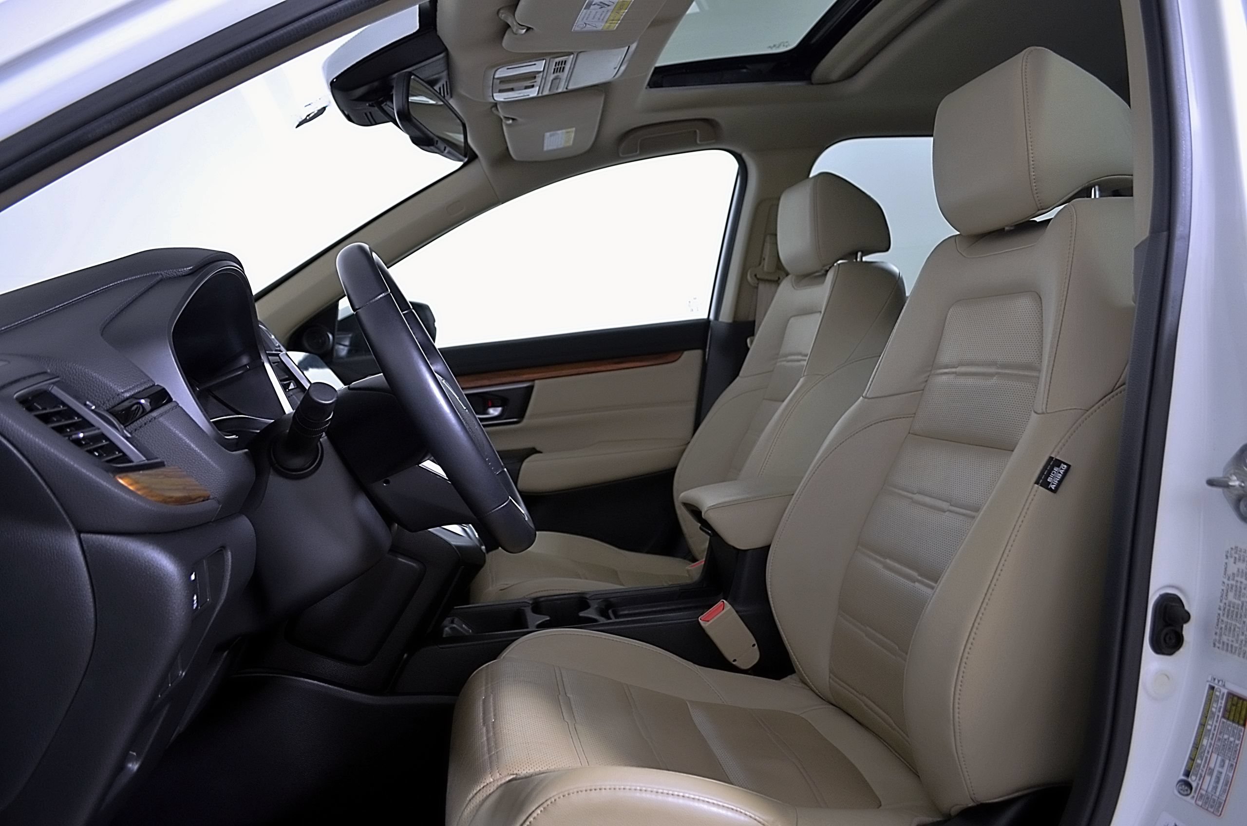 Used 2018 Honda CR-V Touring image 15