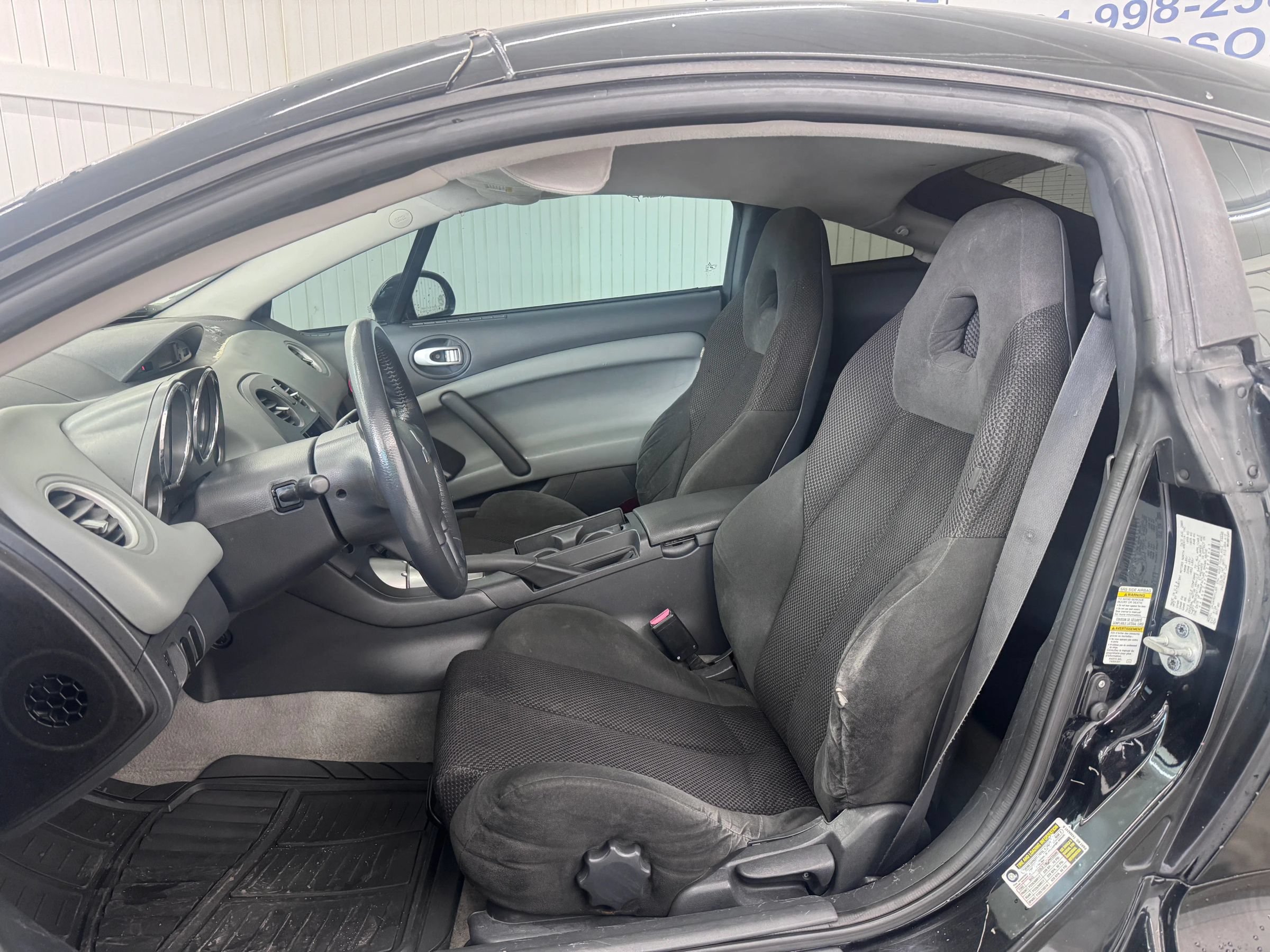 Used 2009 Mitsubishi Eclipse GS FWD image 9