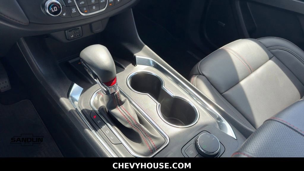 Used 2023 Chevrolet Traverse RS AWD/4WD image 19