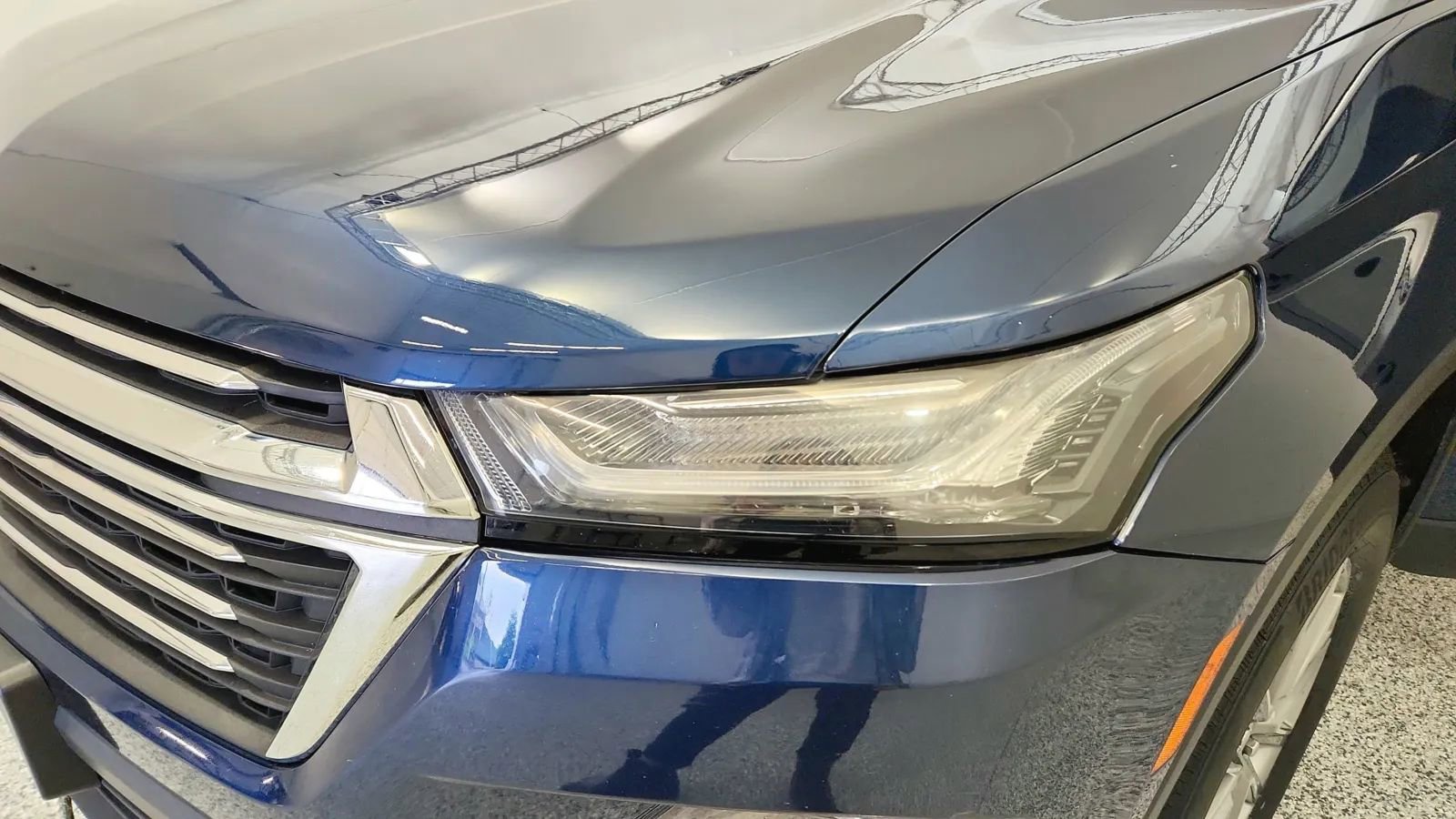 Used 2023 Chevrolet Traverse LT image 39