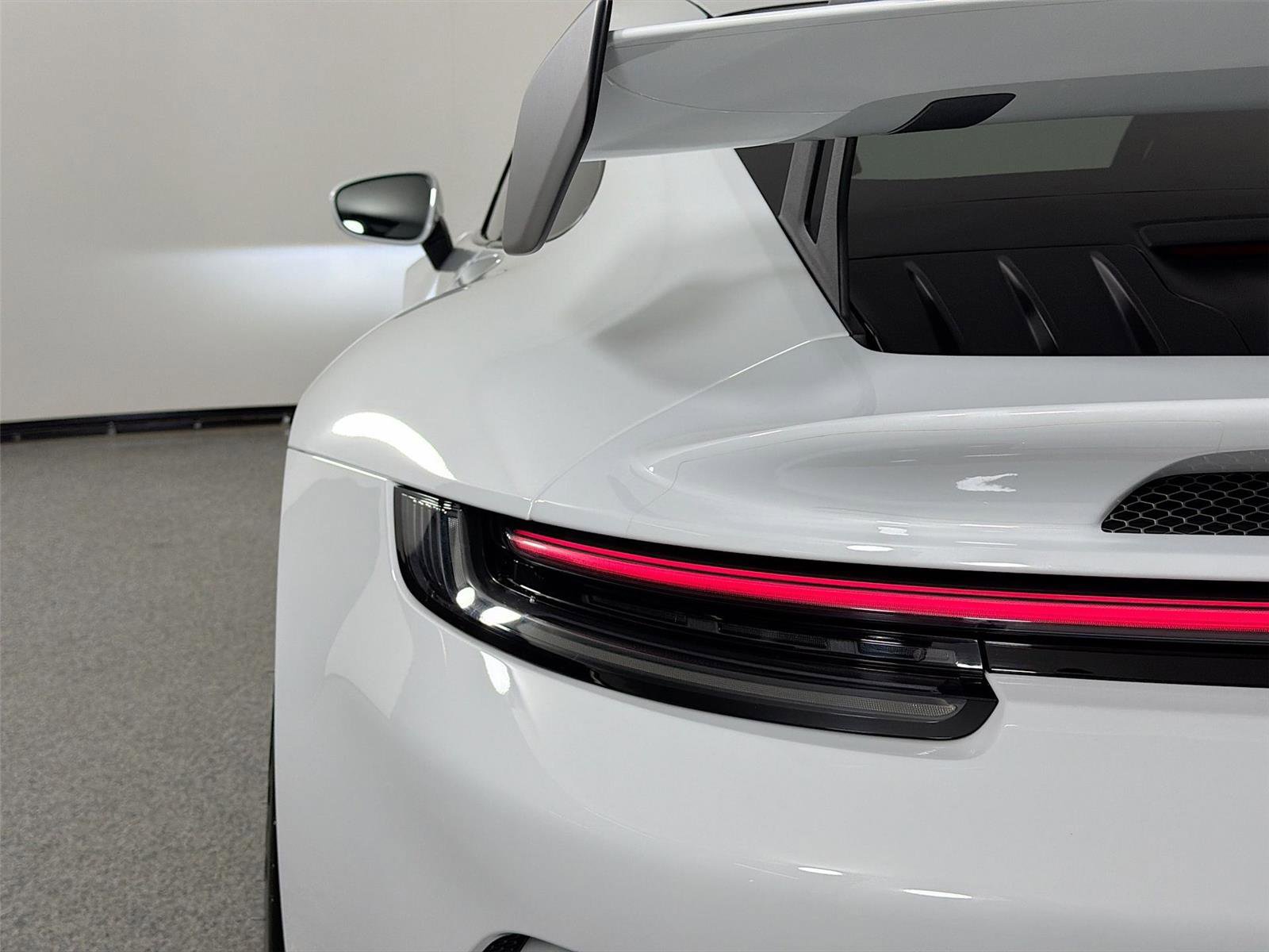 Certified 2022 Porsche 911 GT3 RWD image 16